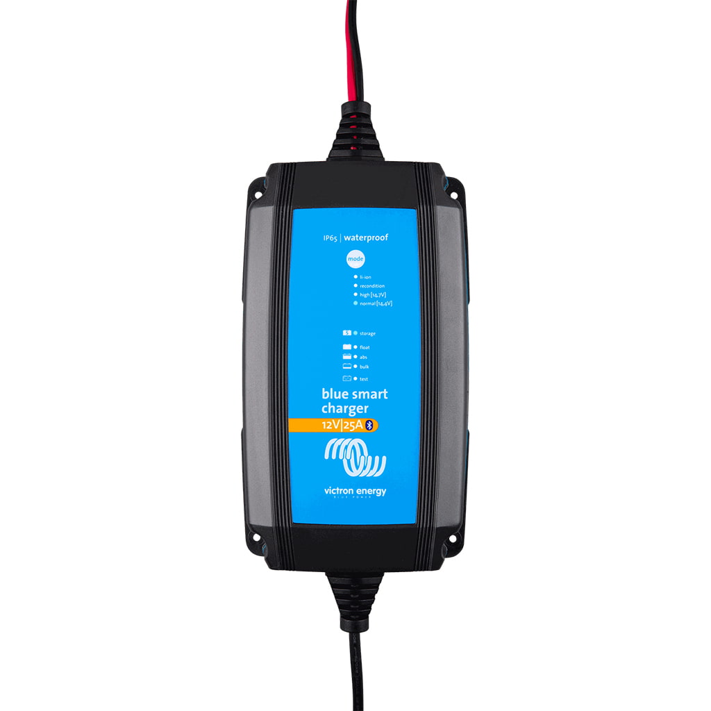 Blue Smart IP65 Charger 12/25(1) 230V CEE 7/16