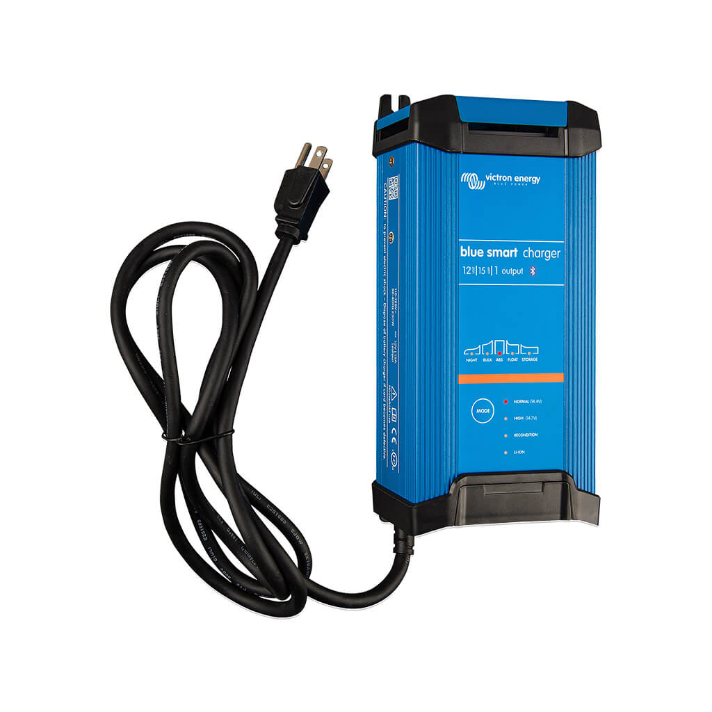 Blue Smart IP22 Charger 12/15(3) 230V UK - VICTRON ENERGY
