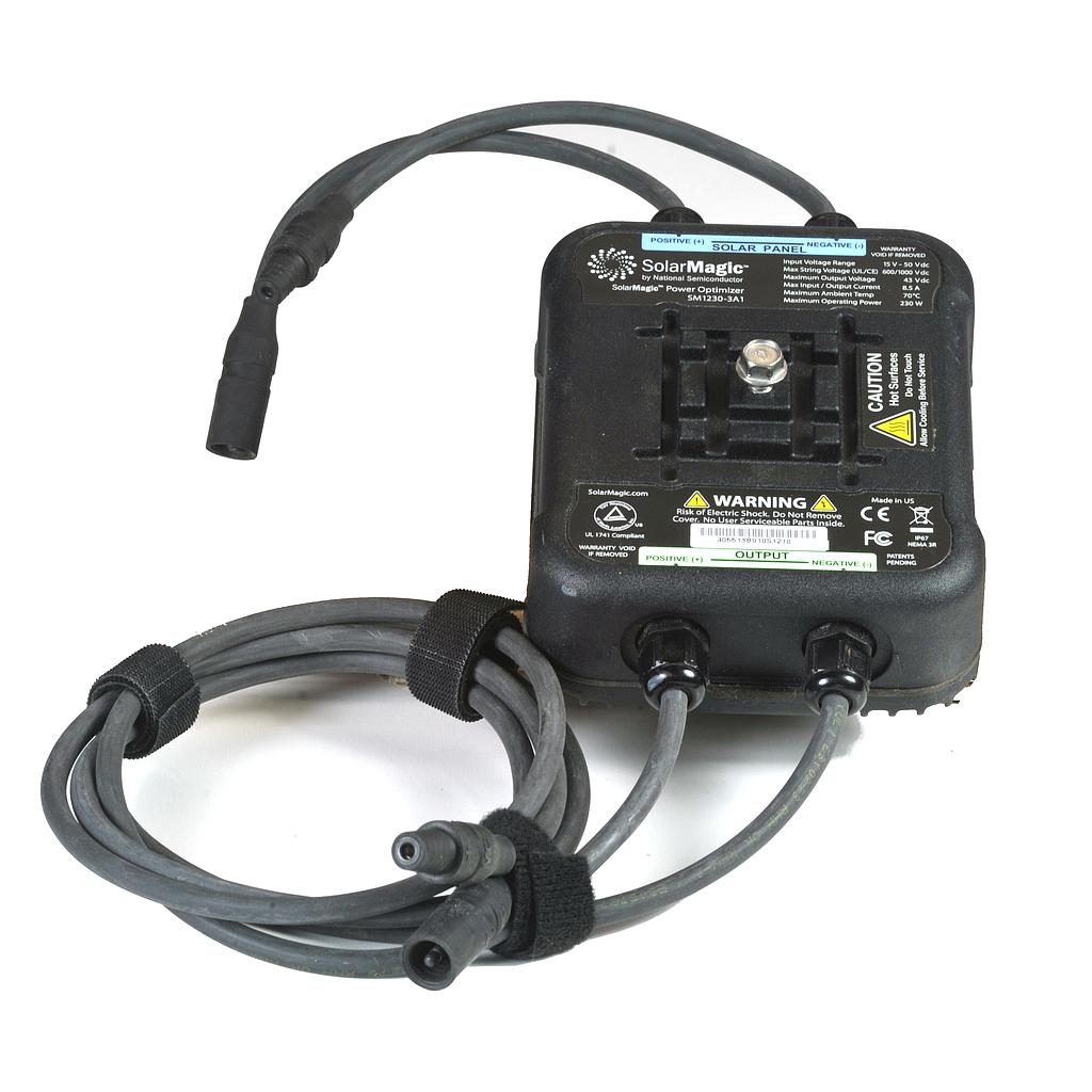 Optimizador MPPT de 230w para panel solar | 15V - 50V | String 600/1000Vdc | Max tensión salida 43 Vdc | Max. corriente 8.5A | Max. poténcia  salida 230W  |Power optimizer SM1230-3A1 - SOLAR MAGIC
