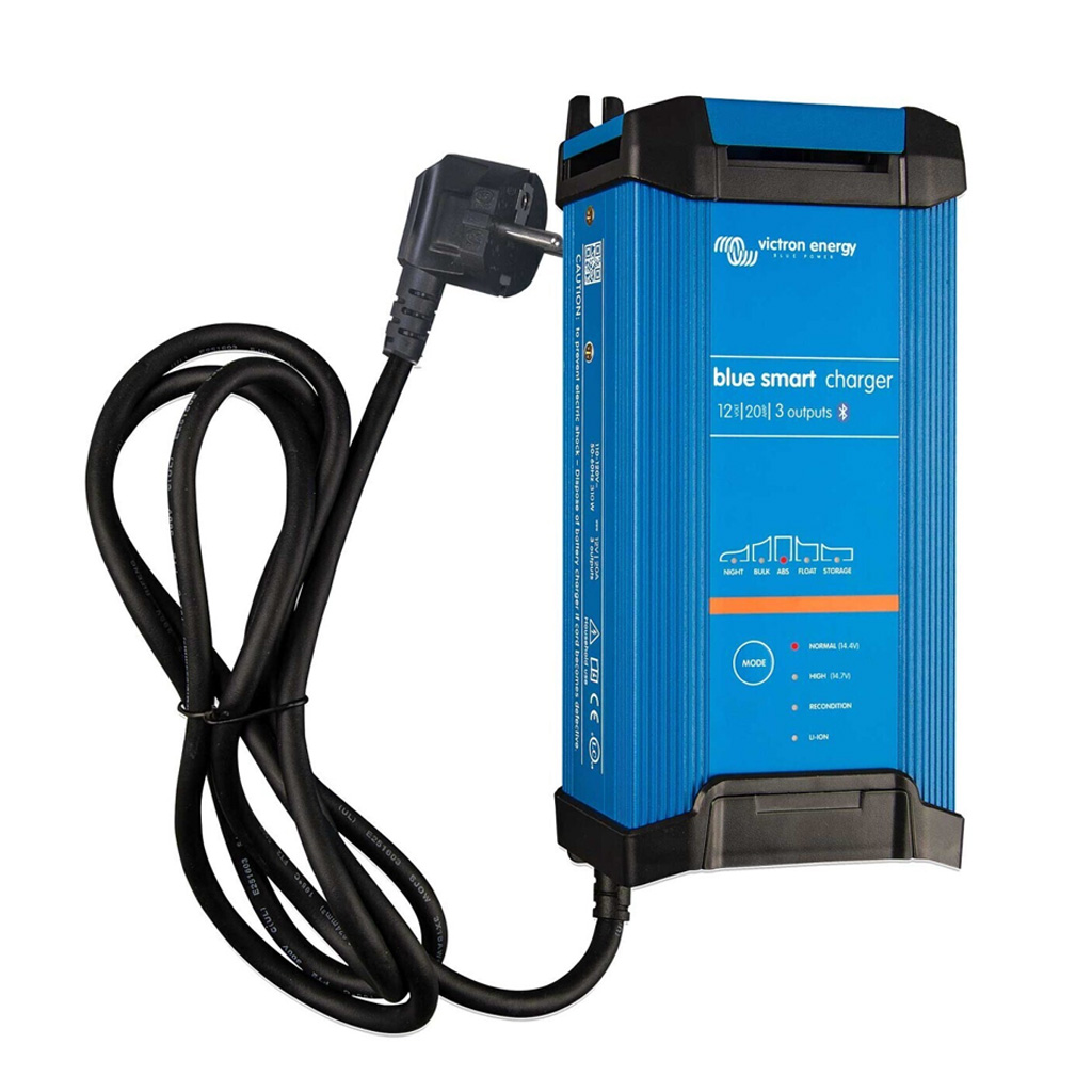 Blue Smart IP22 Charger 12/20(3) 230V CEE 7/7 - VICTRON ENERGY