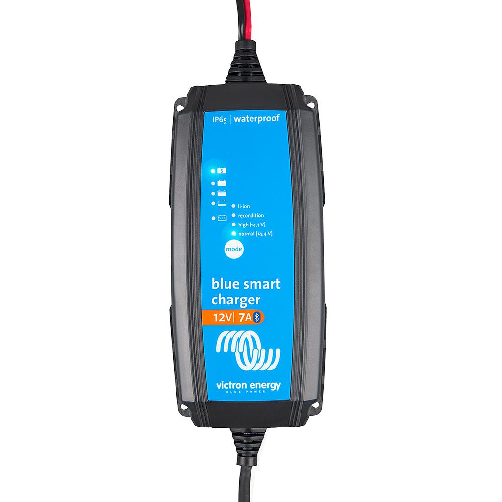 Blue Smart IP65 Charger 12/7(1) 230V CEE 7/17 Retail