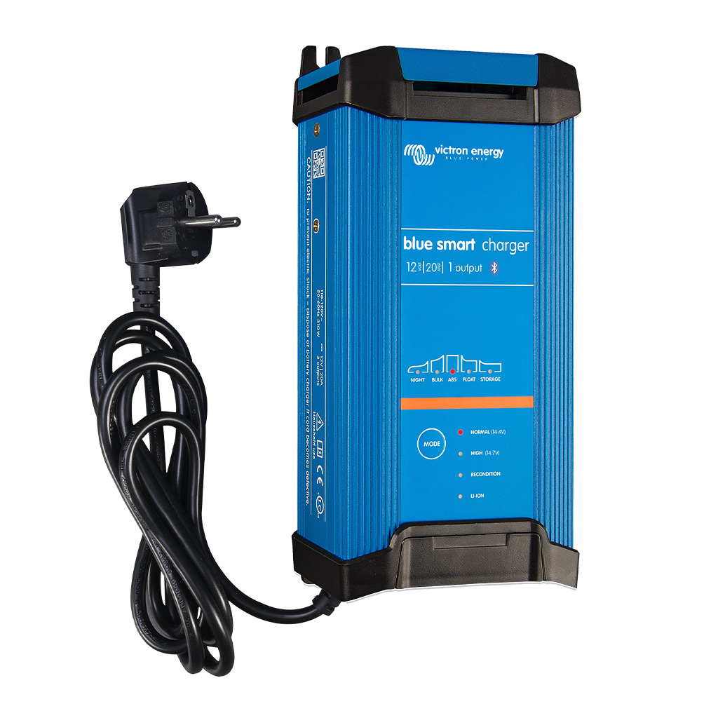 [OCA-BPC122042002-LN] Blue Smart IP22 Charger 12/20(1) 230V CEE 7/7 - VICTRON ENERGY (Like new)
