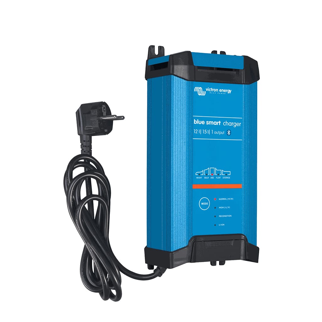 [OCA-BPC121542002-VG] Blue Smart IP22 Charger 12/15(1) 230V CEE 7/7 - VICTRON ENERGY (Very Good)