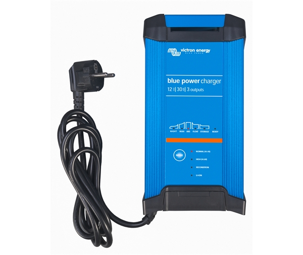 Blue Power IP22 Charger 12/30(3) 230V AU/NZ