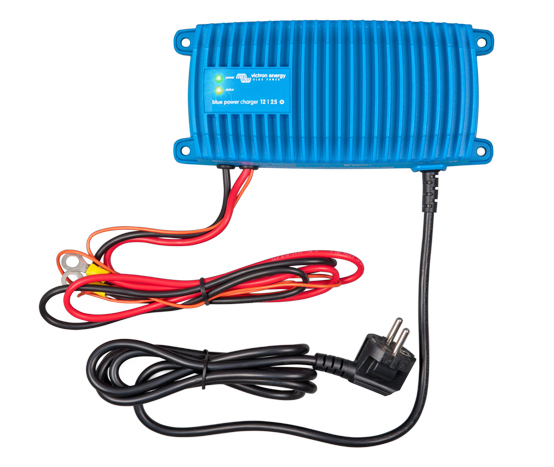 Blue Power IP67 Charger 12/25(1+si) 230V CEE 7/7